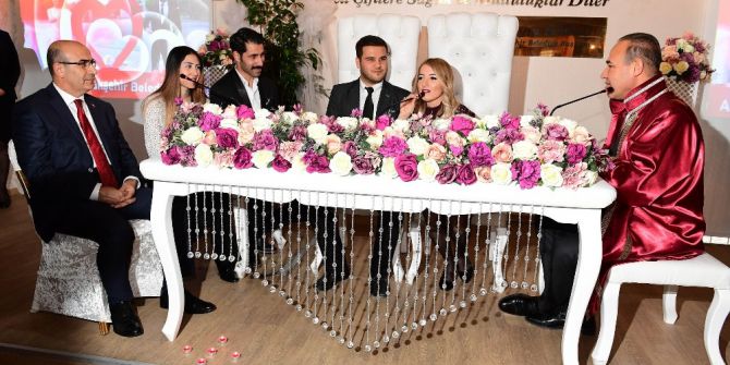 Başkan Sözlü Nikah Kıydı