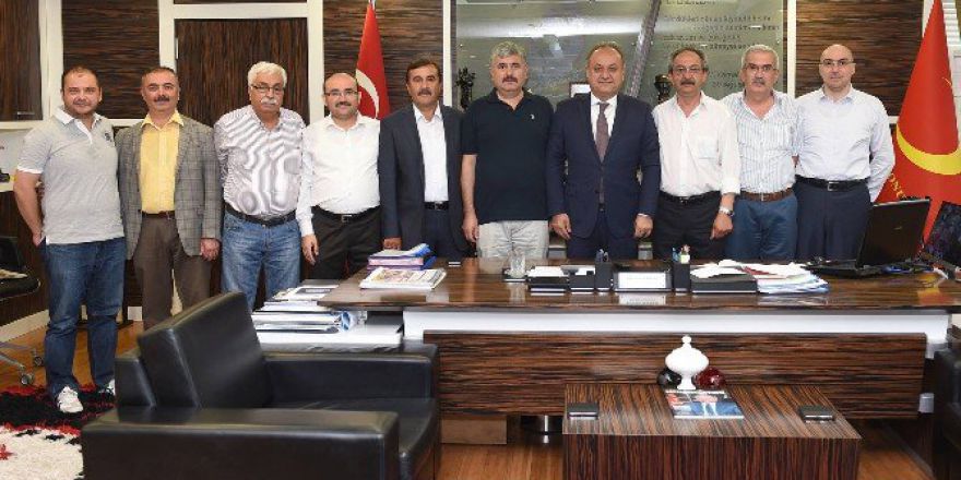 Belediye Meclisi Mhp Grubu Üyeleri, Başkan Babaş’ı Ziyaret Etti