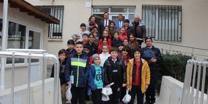 Öğrencilerden Emniyet Ziyareti