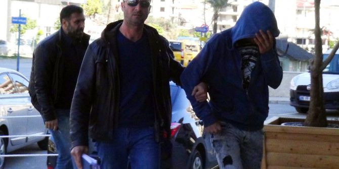 ’Bahşiş Kutusu’ Hırsızlarına Suçüstü