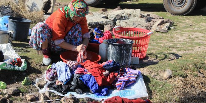 Depremzede Kadınlar Çamaşırhane İstiyor