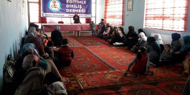 Eğitimle Diriliş Derneğinde “Hz. Hatice” Konulu Program Düzenlendi