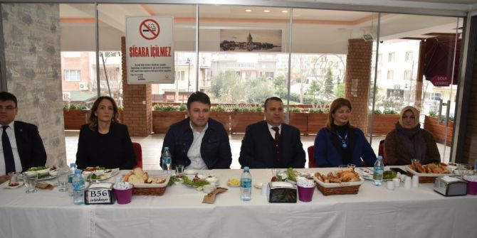 Başkan Çerçi, Mahalle Başkanlarının Eşleriyle Buluştu