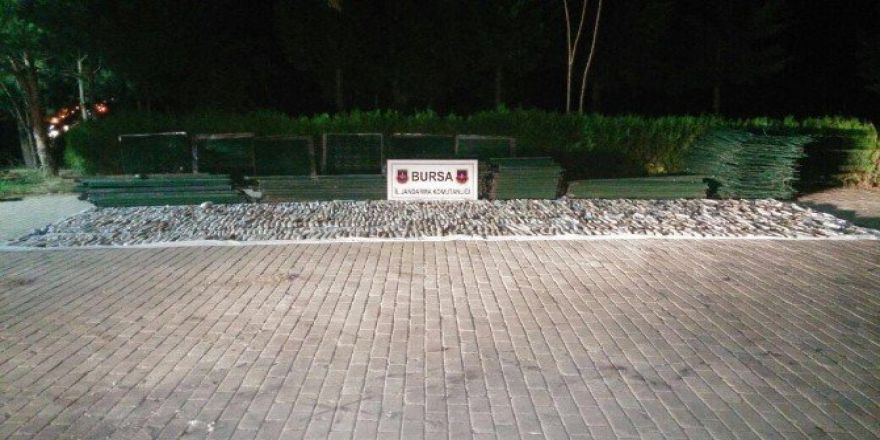 İstanbul Ve İzmir’e Satacakları Uyuşturucularla Bursa’da Yakalandılar