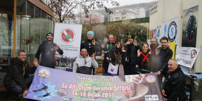 Tü’den Otizm Su Altı Seramik Sergisi