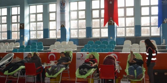 "Yardım Sizin Kan’ınızda Var" Sloganıyla Kan Bağışı