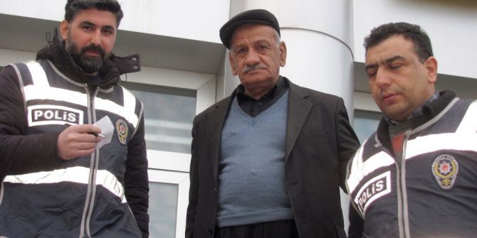 Çektiği Krediyi Dolandırıcılara Kaptırmaktan Polis Kurtardı