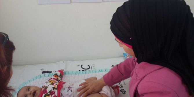 Suriyeli Çocuklara Aşı Uygulaması