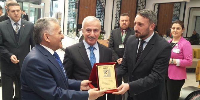 Belsinspor’dan Teşekkür Plaketi