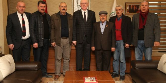 Karatepeliler Köyü Derneğinden Başkan Kurt’a Ziyaret
