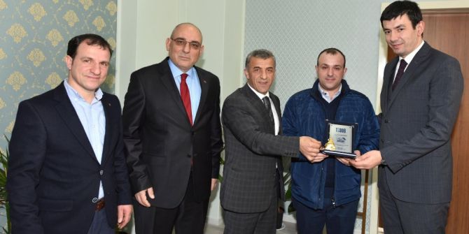 Trabzon’da Ayın Şoförleri Plaketlerini Aldı