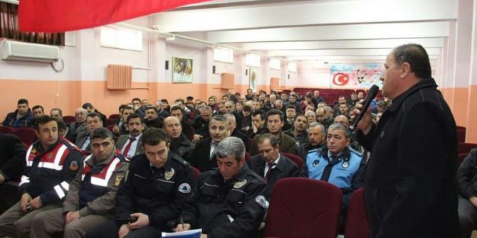 Develi’de Taşımalı Eğitimde Servis Şoförleri İle Toplantı Yapıldı