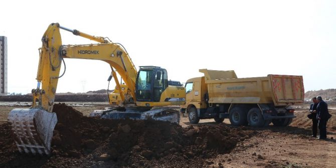 Dağeteği Mahallesinde Yol Çalışmaları