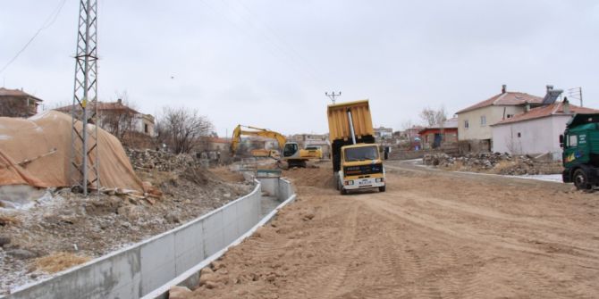 İncesu Belediyesi Tahirinli Mahallesinde Yeni Yollar Açıyor