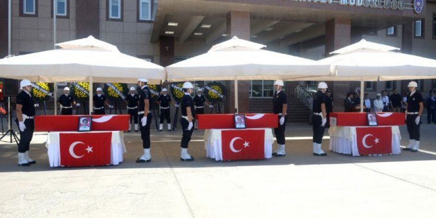 Ergani Şehitleri Memleketlerine Uğurlandı