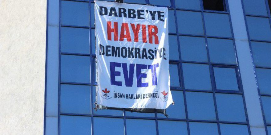 İhd’den Darbeye ‘Hayır’ Demokrasiye ‘Evet’ Açıklaması