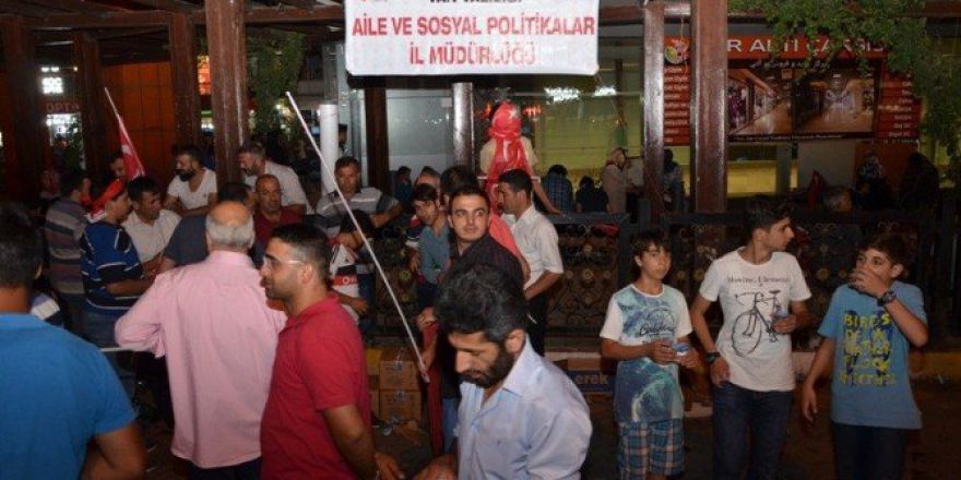 Asp İl Müdürlüğü Personelleri Demokrasi Nöbetinde