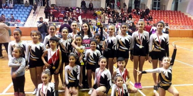 Sökeli Cimnastikçilere 14 Madalya 2 Kupa
