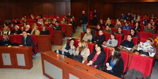 İzmit Belediyesinden Eğitimcilere Önemli Seminer