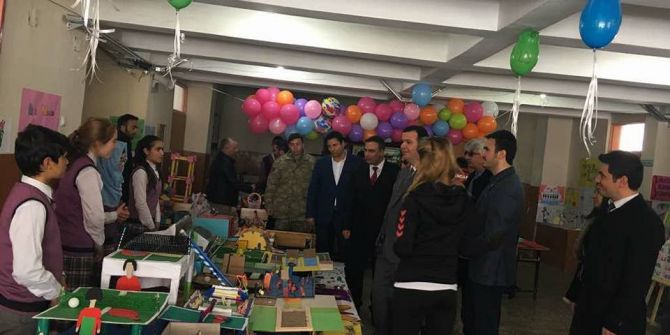 Özalp’ta El İşi Ve Resim Sergisi