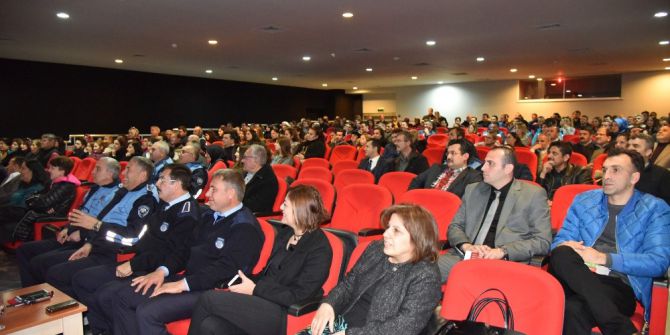 Alanya Belediyesi Personeline “Pozitif Yaşam Becerileri Ve Motivasyon” Semineri