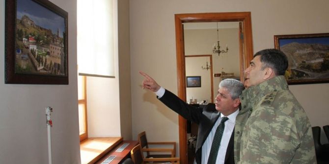 Kara Kuvvetleri Komutanı Orgeneral Salih Zeki Çolak, Vali Rahmi Doğan’ı Ziyaret Etti