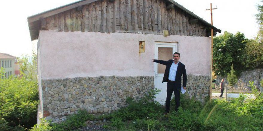 Kandilli Belediyesi’nin Bina Yıkımına Tepki