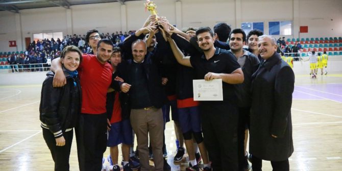 Final Okulları Basketbolda İl Birincisi Oldu