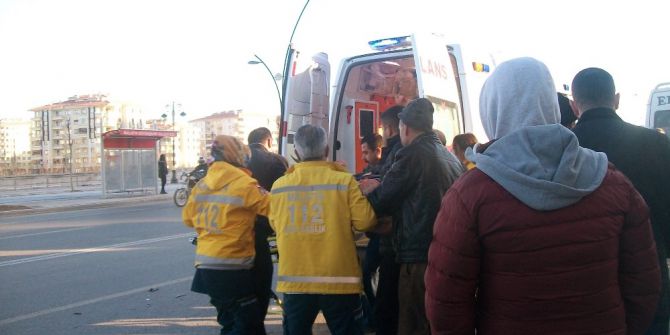 Malatya’da Minibüsün Çarptığı Yaya Ağır Yaralandı