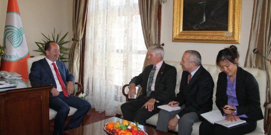 Abd İstanbul Başkonsolosu Hunter, İlk Kez Yağlı Güreş İzleyecek