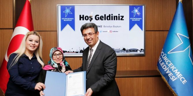 Başkan Karadeniz’den Küçükçekmeceli Esnafa Ruhsat