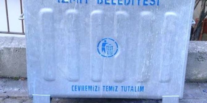 Çöp Konteynerine Verilen Zarar Pes Dedirtti