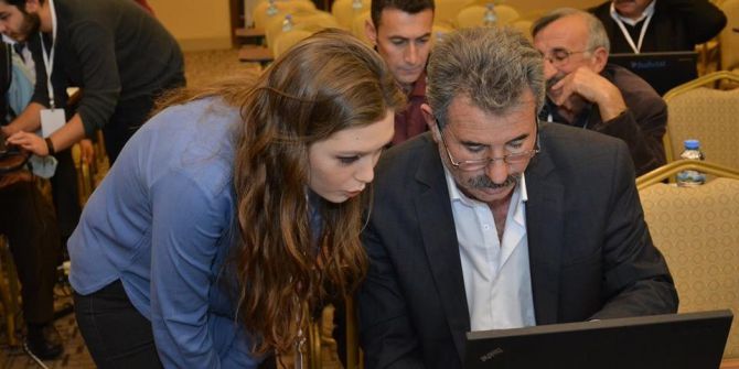 Sandıklı’da Muhtarlara İnternet Kullanma Eğitimi Verildi