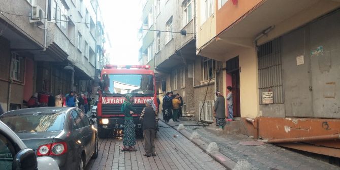 Zeytinburnu’nda Yangın: 1 Ölü