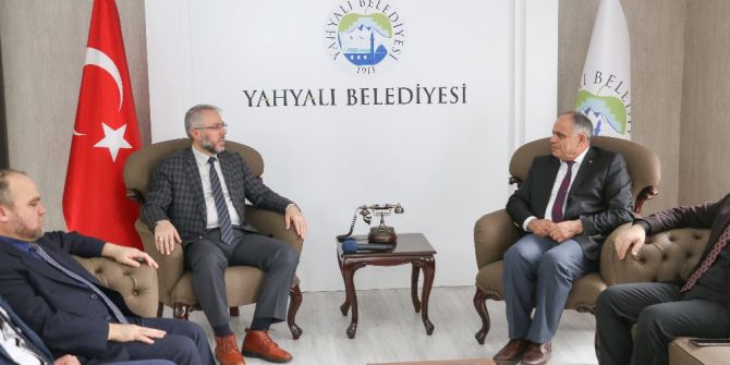 İl Müftüsü Şahin Güven Yahyalı Belediyesini Ziyaret Etti