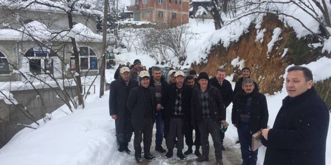 Köy Köy Gezerek Üreticiyi Zirai Dona Karşı Uyarıyorlar