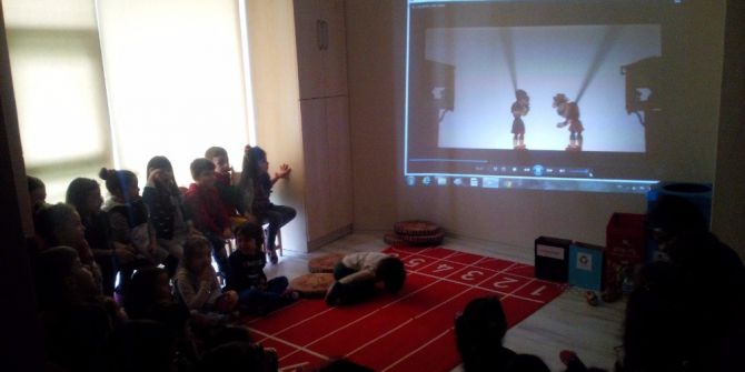 Çocuklar, Hacivat Ve Karagöz’le Öğreniyor