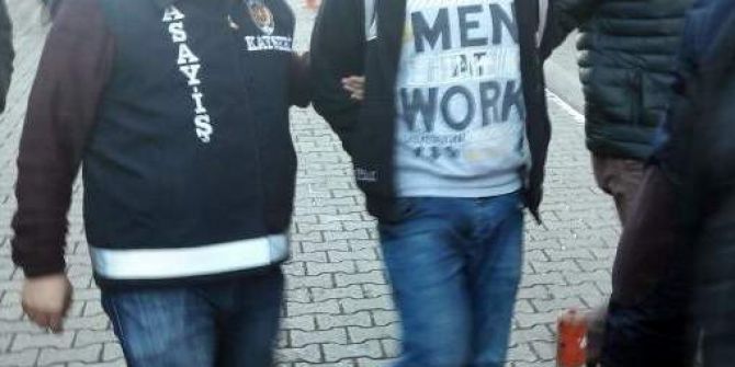 20 Yaşındaki Genci Öldürdüğü İddia Edilen 3 Suriyeli Tutuklandı