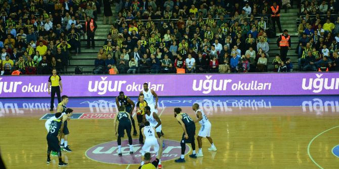 Uğur Okulları, Öğrencilerine Maç Heyecanı Yaşattı