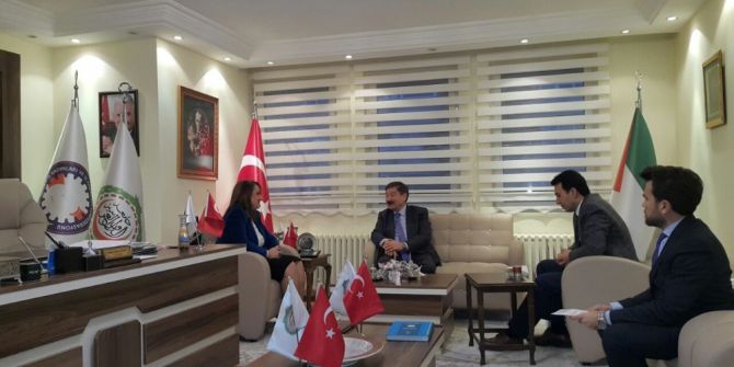 Türksoy, İş Dünyası Genel Merkezini Ziyaret Etti