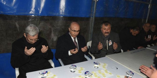 Vali Demirtaş’tan Şehit Polis Memuru Fırat Ulaş’ın Ailesine Taziye Ziyareti