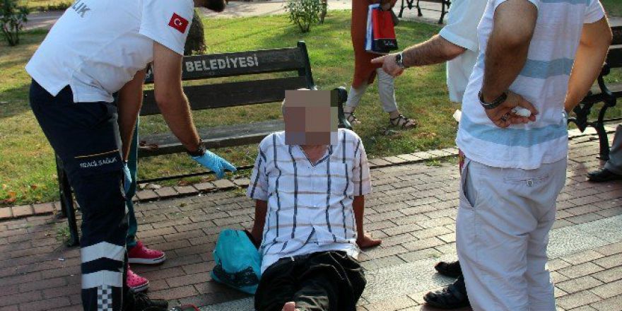 Alkol Alan Şahıs Parkta Düşüp Kaldı