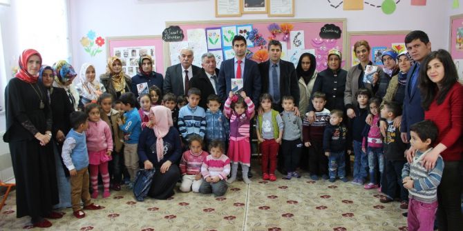 En Çok Kitap Okuyan Anneye Altın Ödülü