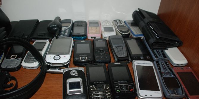 Unutulan Eşyalar Arasında Çok Sayıda Cep Telefonu Var