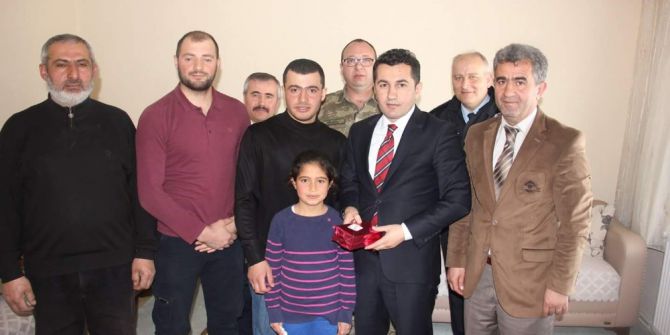 Kaymakam Duruk, Engelli Güreşçileri Ödüllendirdi