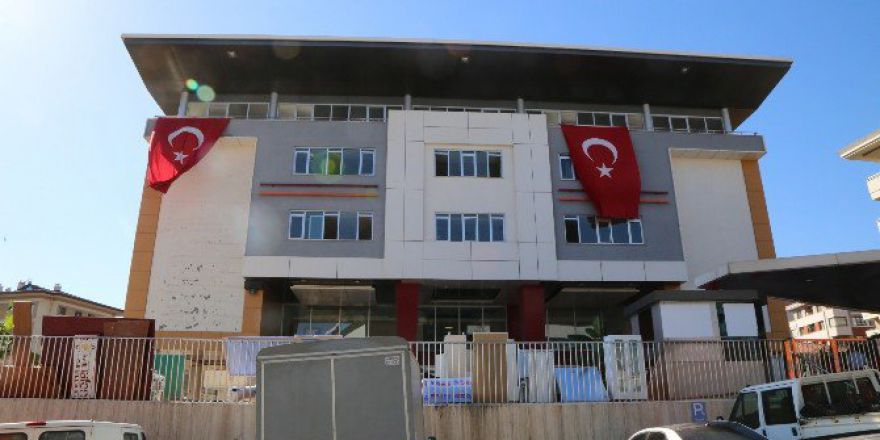 Çekmeköy’de Anafen Okulu Boşaltıldı