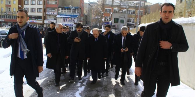 Bakan Yardımcısı Öztürk Hakkari’de