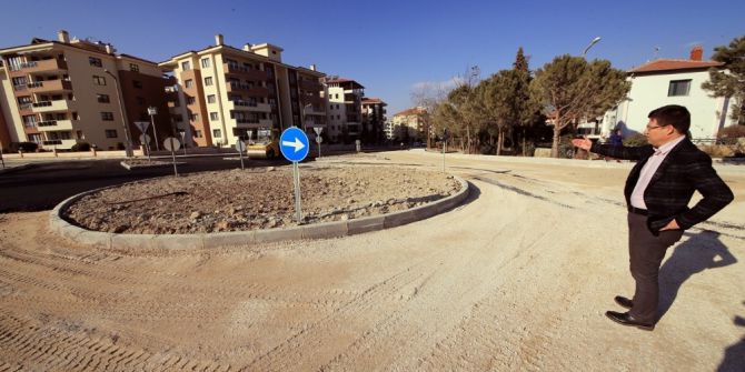 Servergazi Mahallesi’nde Kavşak Düzenlemesi