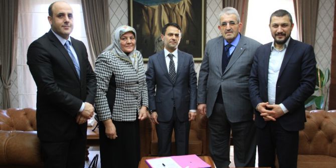 Hayırsever Bilgin Ailesinin Yaptıracağı Sağlık Ocağı Protokolü Valilik Makamında İmzalandı