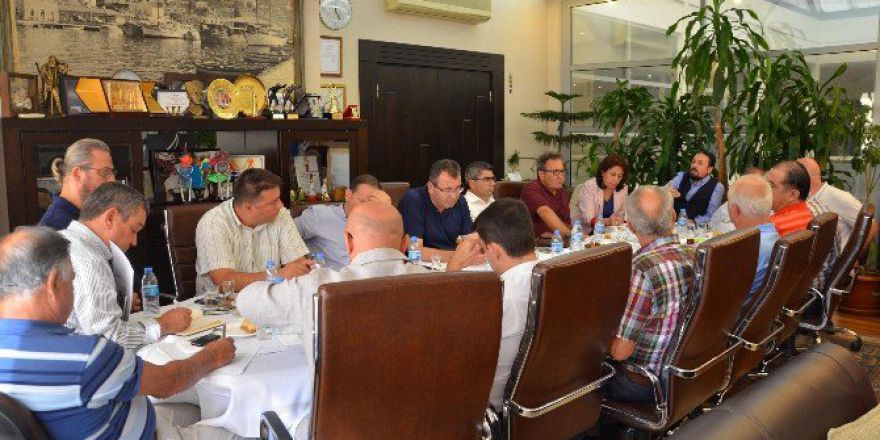 Kuşadası’nda Turizm Zirvesi